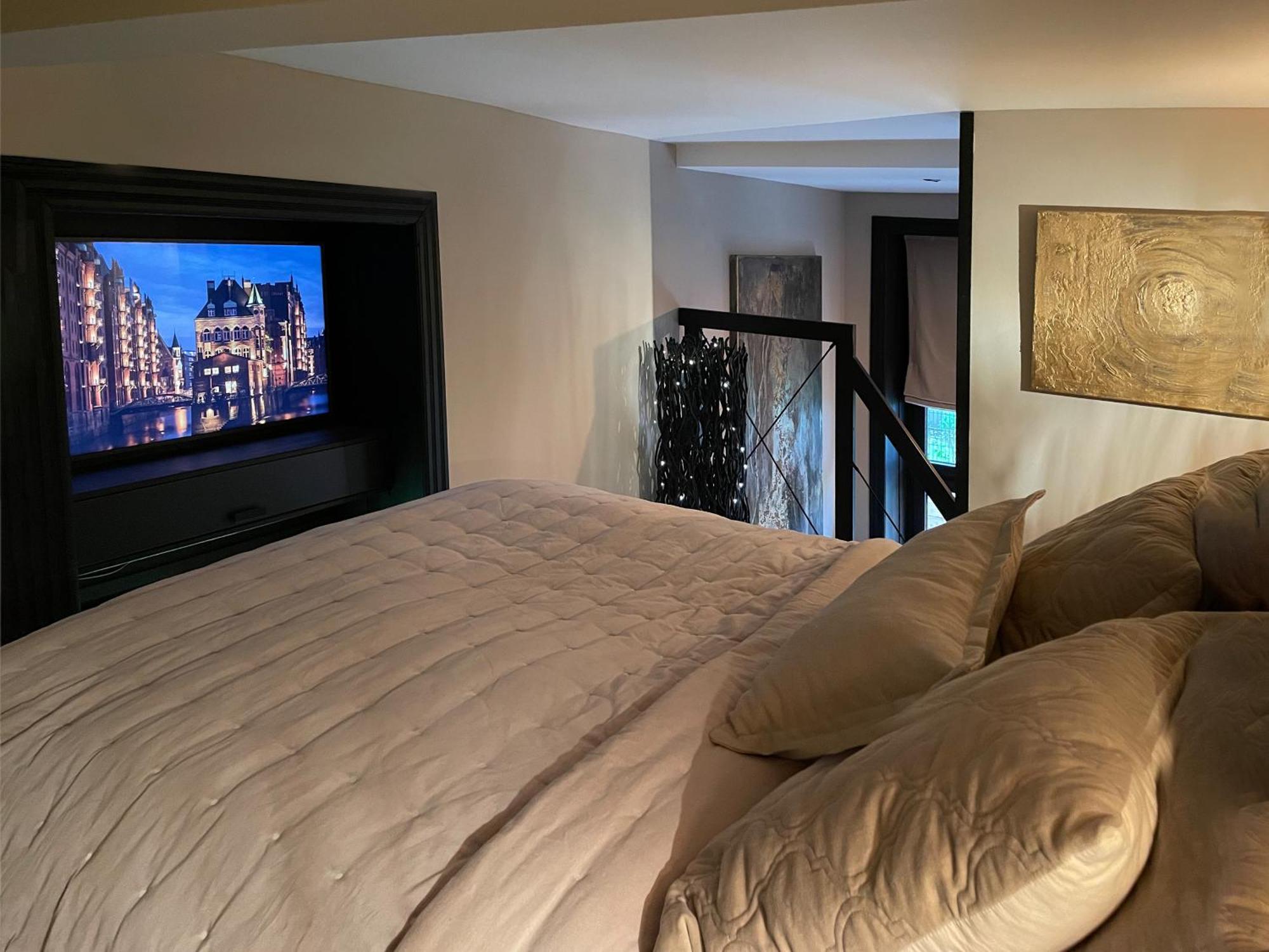 Black Suite 4 Luxus In Alsternaehe Hamburgo Exterior foto